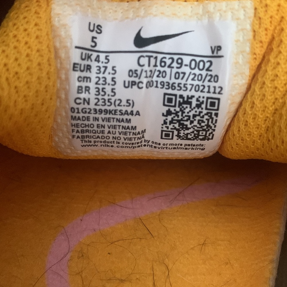 healthcare worker shoes nike